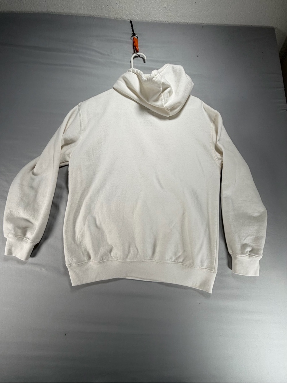 Disney Mickey Mouse Heart Graphic White Hoodie Sweatshirt Womens Size Large L - Picture 8 of 8